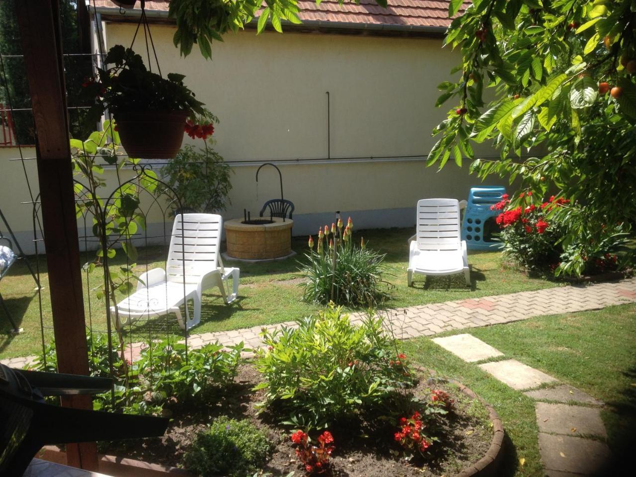 Balla Apartmanhaz Siofok Exterior photo